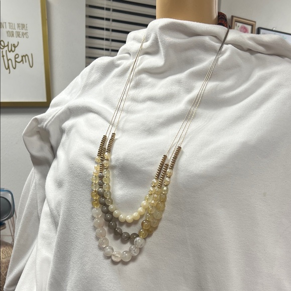 Jewelry - Chic Multi-Layered Vintage Beaded Necklace in Cream and Gold